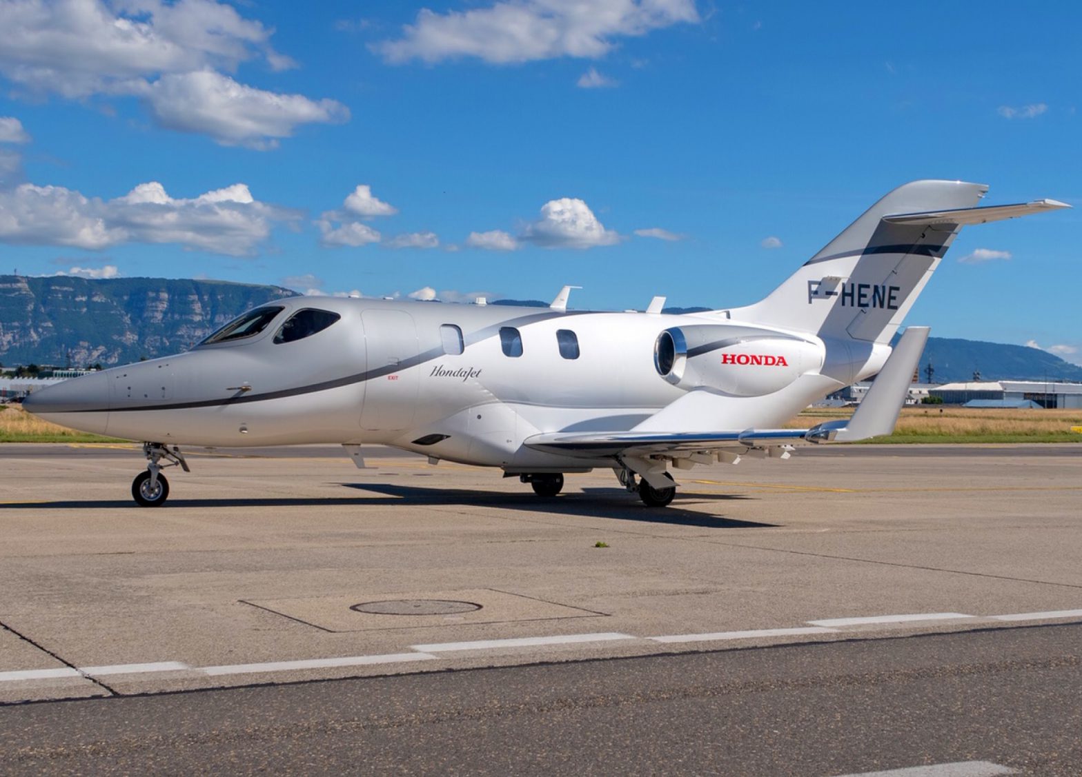 Why is the HondaJet proving so successful?