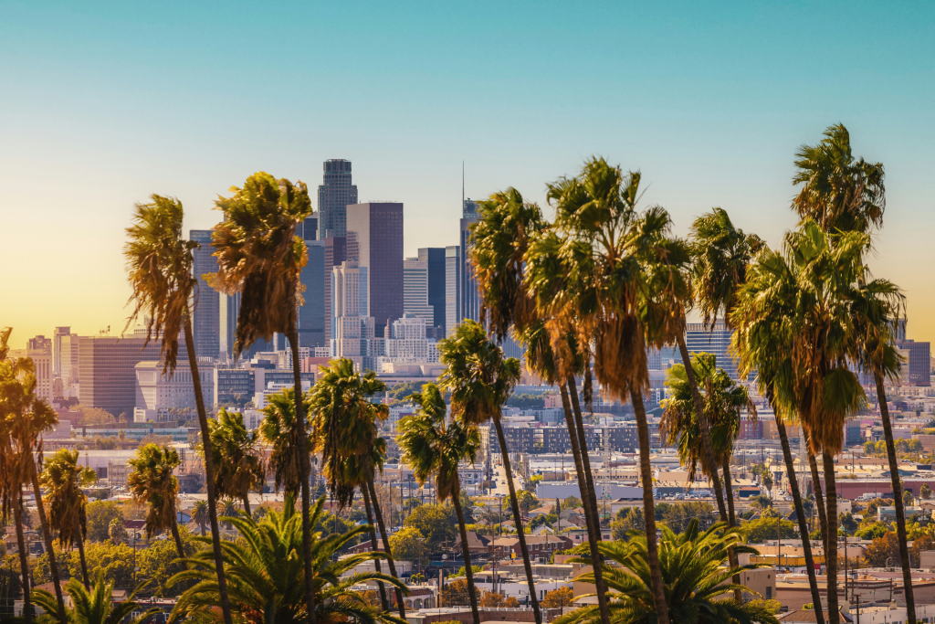 los angeles skyline at sunset